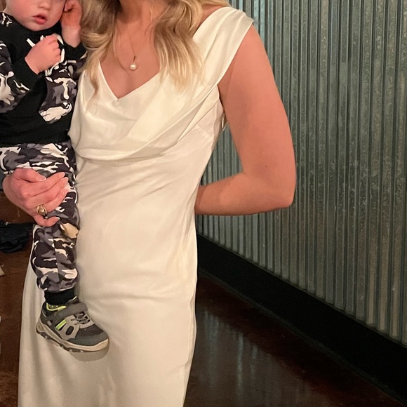 White one shoulder and off the shoulder dress! - Picture 3 of 3